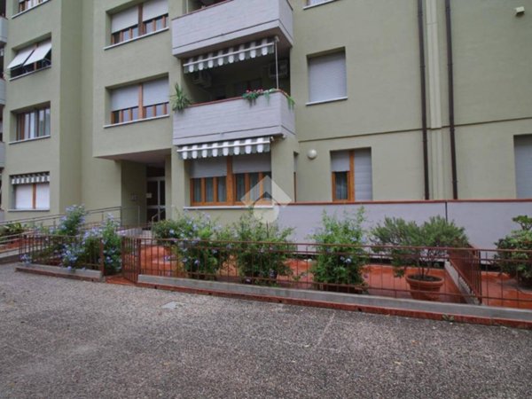 appartamento in vendita a Prato in zona Le Badie