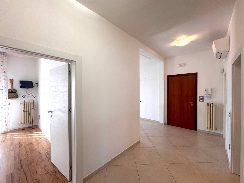 appartamento in vendita a Prato in zona Maliseti