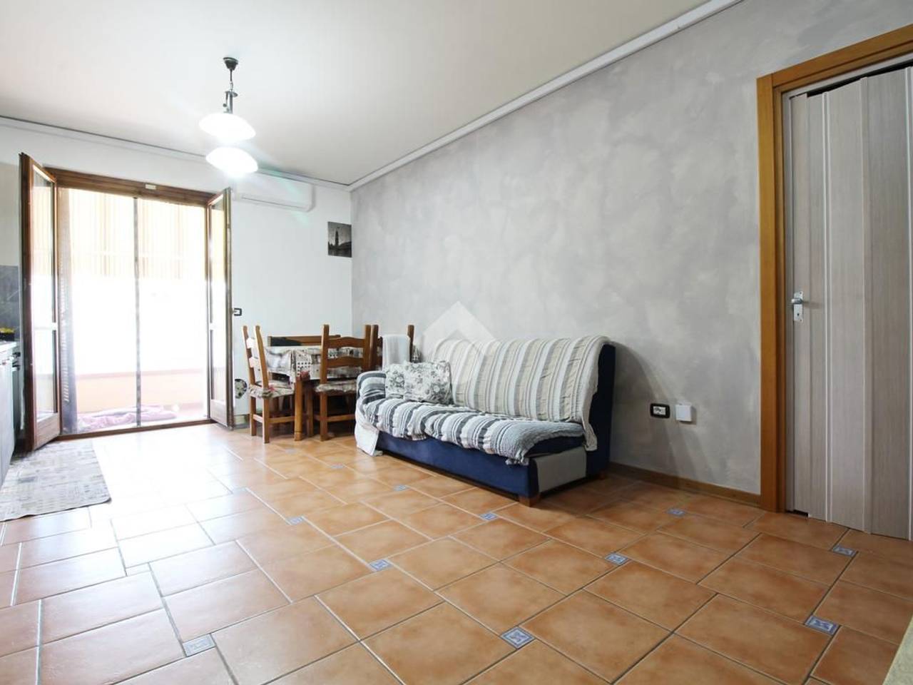 appartamento in vendita a Prato in zona Paperino