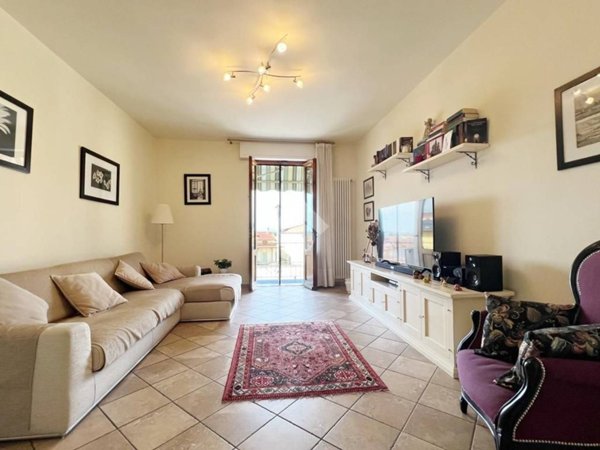 appartamento in vendita a Prato in zona La Macine