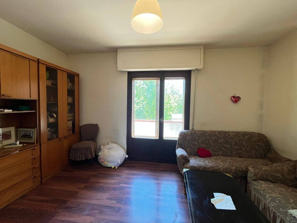appartamento in vendita a Prato in zona Ponzano