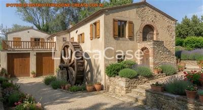 casa indipendente in vendita a Prato in zona Casale