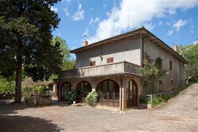 casa indipendente in vendita a Prato in zona Casale