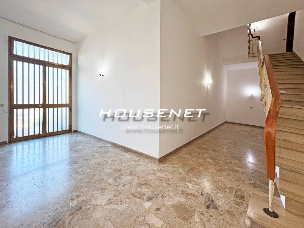 appartamento in vendita a Prato in zona Grignano