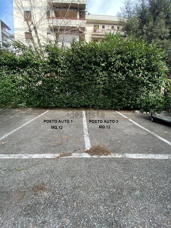 box auto in vendita a Prato in zona Ponzano