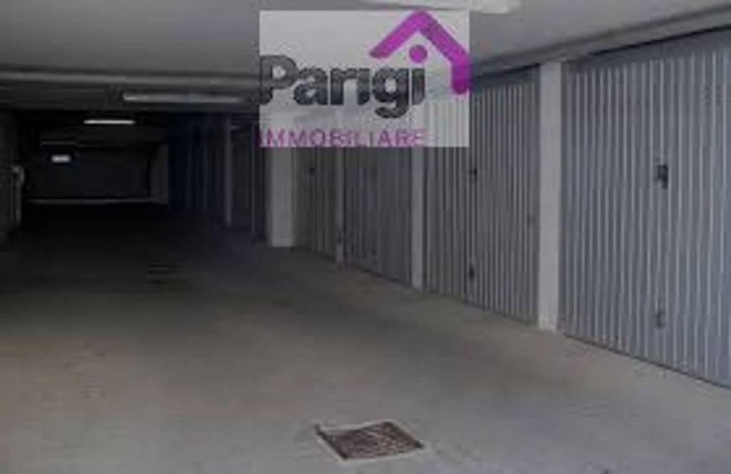 box auto in vendita a Prato