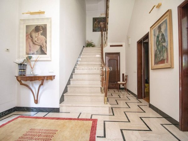 casa indipendente in vendita a Prato in zona La Macine