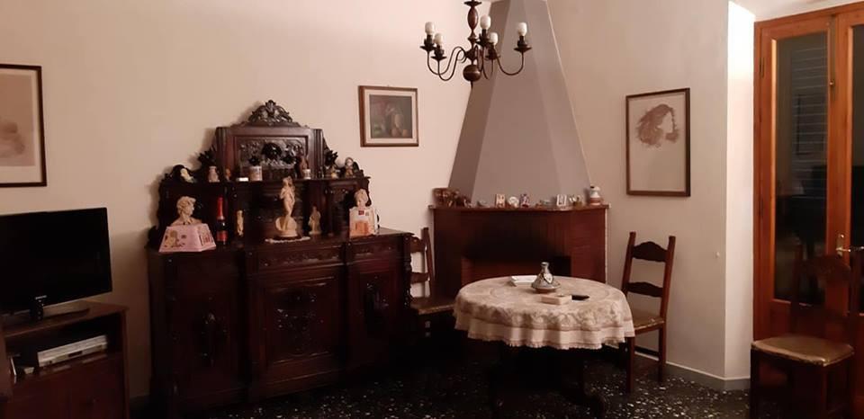 casa indipendente in vendita a Prato