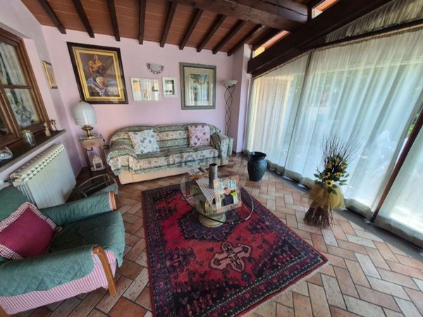 casa indipendente in vendita a Prato in zona San Giusto