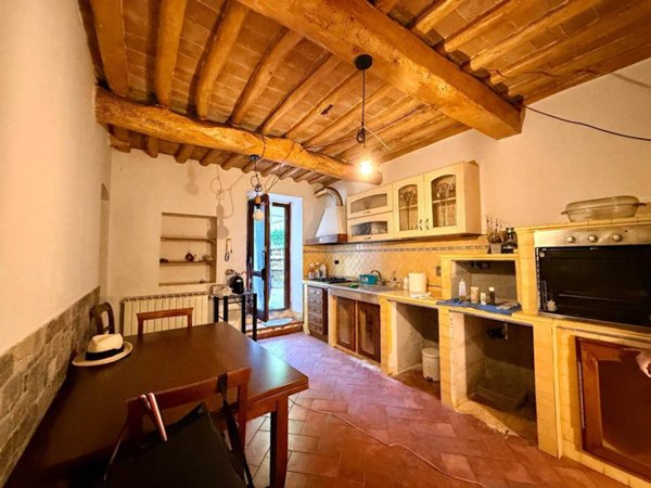 appartamento in vendita a Prato in zona La Querce