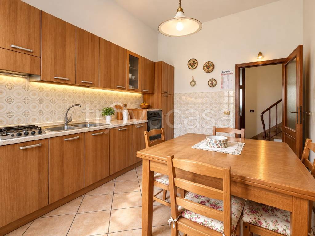 casa indipendente in vendita a Prato in zona Galciana