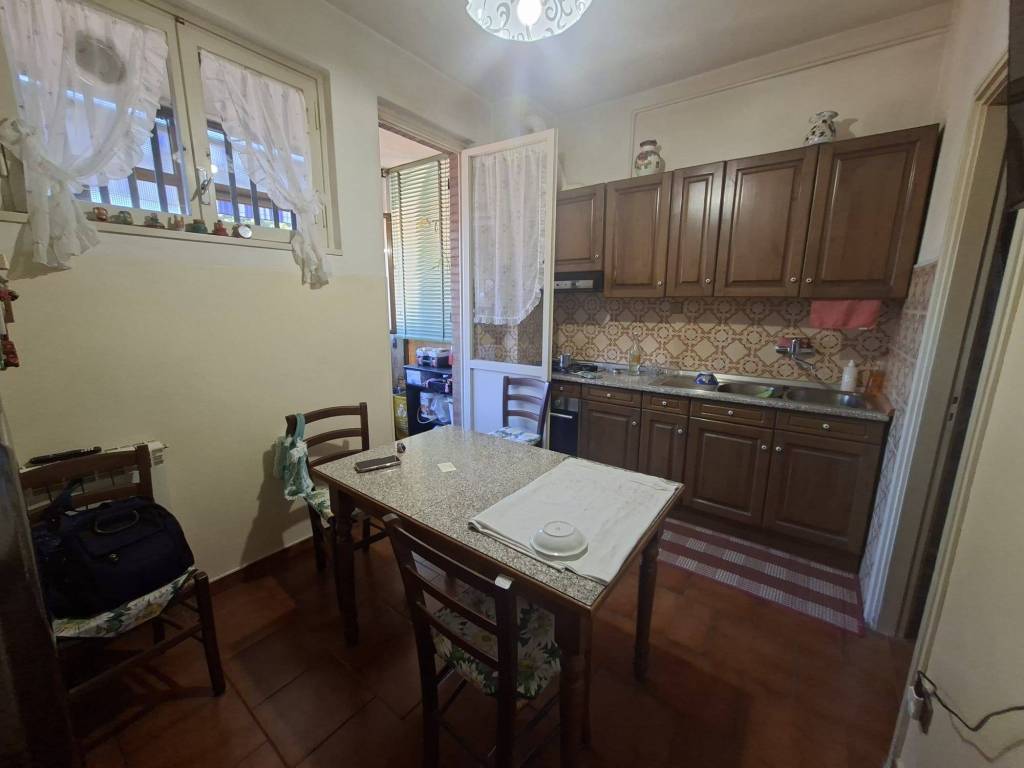 appartamento in vendita a Prato in zona Vergaio