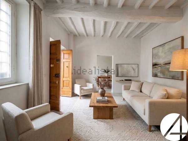 casa indipendente in vendita a Prato