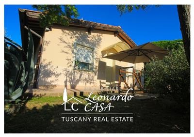 casa indipendente in vendita a Prato in zona Casale