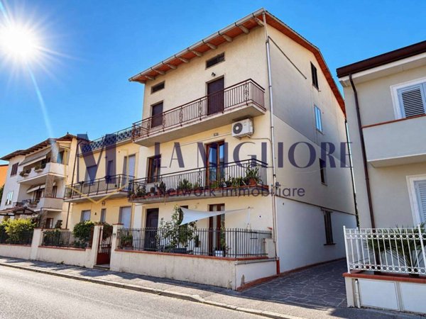 appartamento in vendita a Prato in zona Maliseti