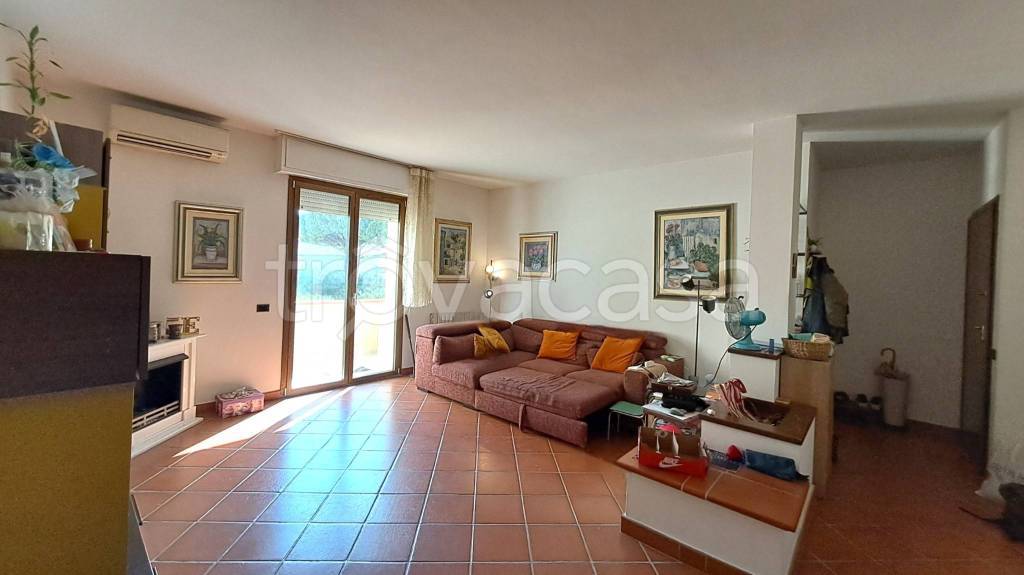 appartamento in vendita a Prato in zona Casale