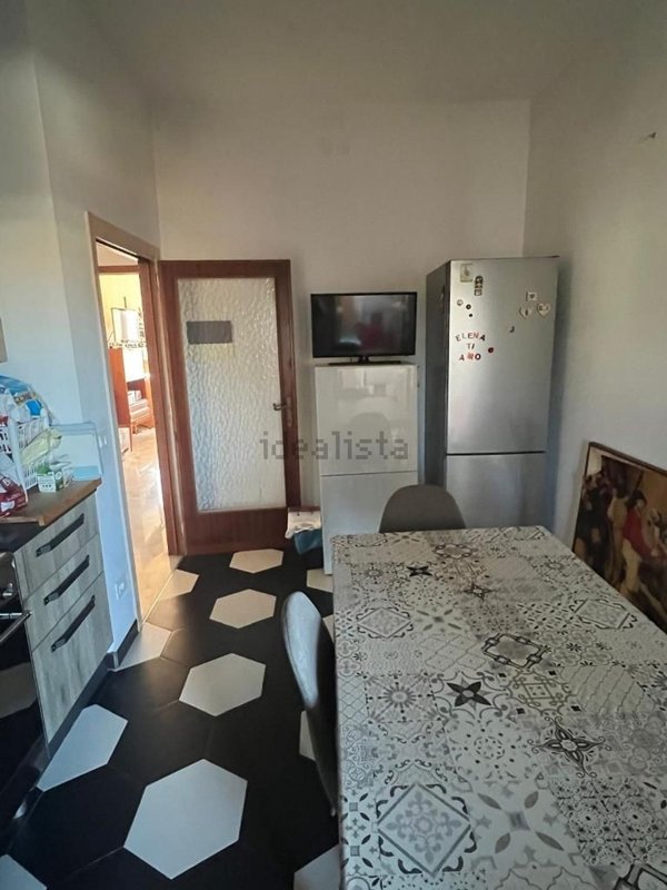 appartamento in vendita a Prato in zona Santa Gonda