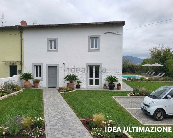 casa indipendente in vendita a Prato in zona Galciana