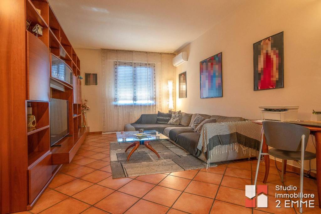 appartamento in vendita a Prato in zona Grignano