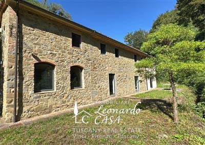 casa indipendente in vendita a Prato in zona Casale