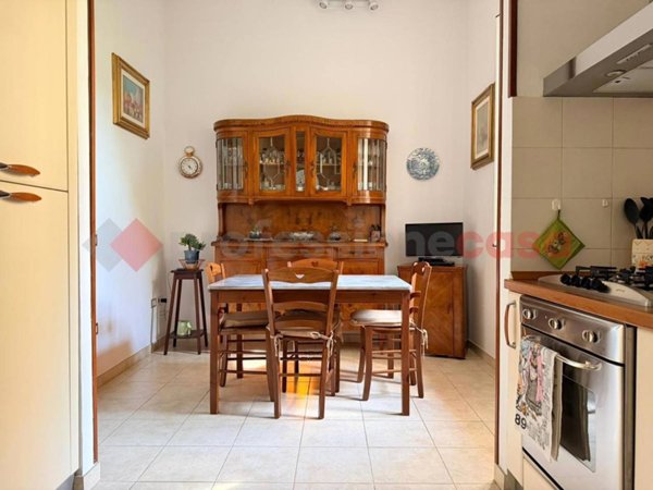 casa indipendente in vendita a Prato in zona Santa Gonda