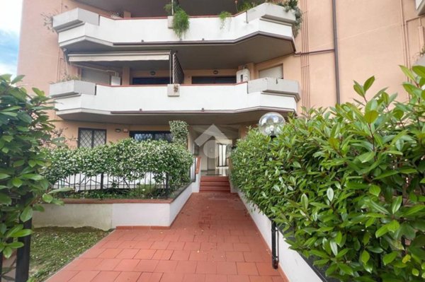 appartamento in vendita a Prato in zona Ponzano