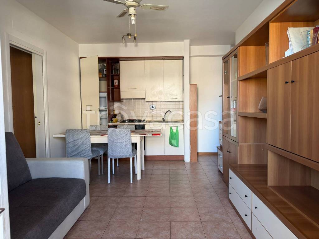 appartamento in vendita a Prato in zona Ponzano