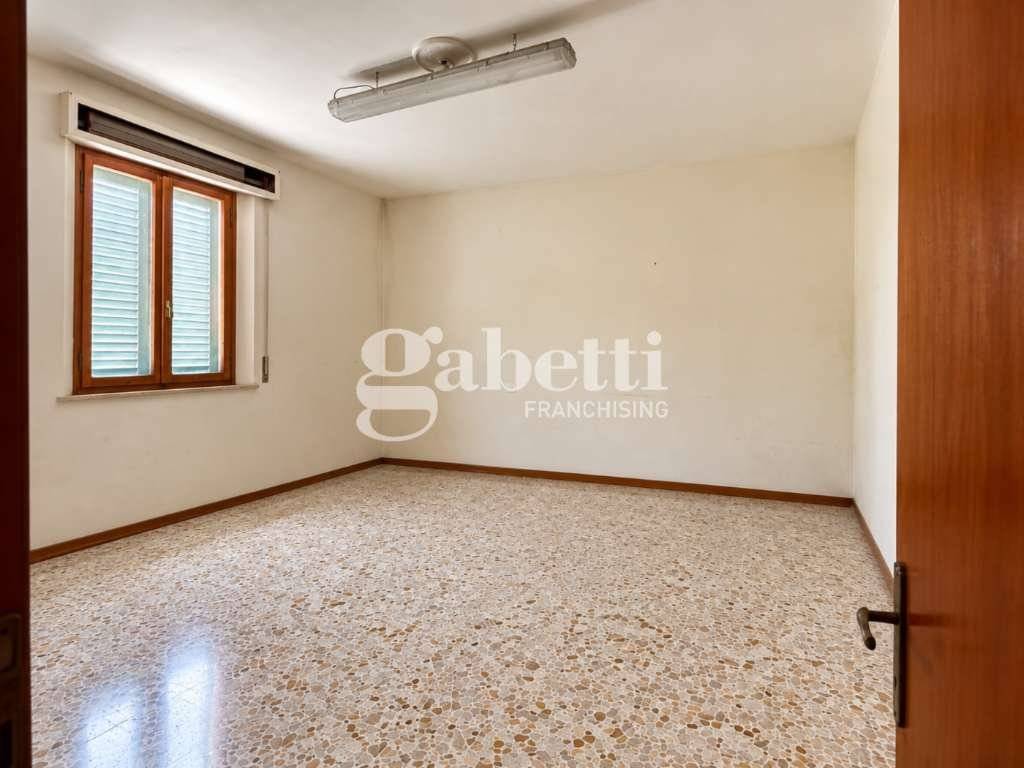 appartamento in vendita a Prato in zona Tavola