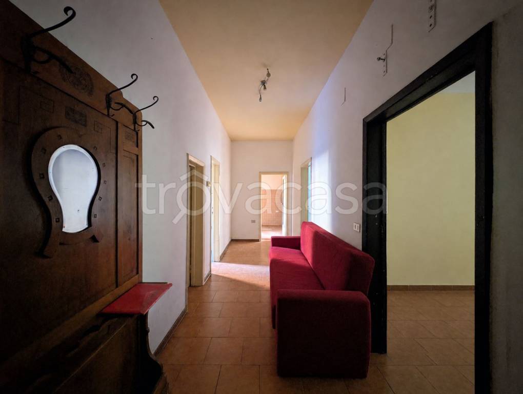 appartamento in vendita a Prato in zona La Macine