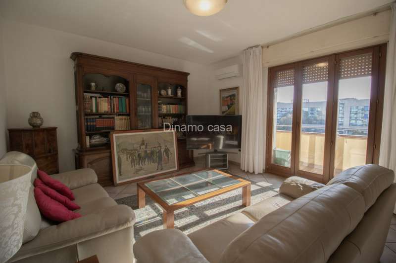 appartamento in vendita a Prato in zona Grignano