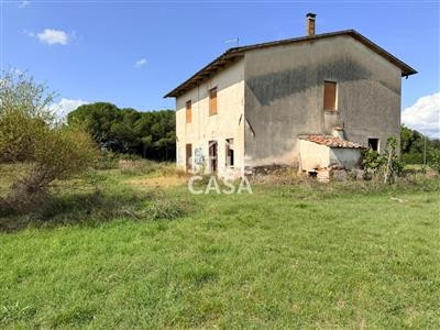 casa indipendente in vendita a Prato in zona Casale