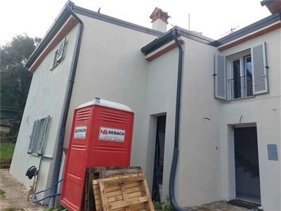 casa indipendente in vendita a Prato in zona Casale