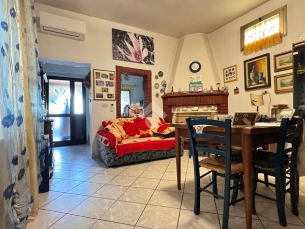 appartamento in vendita a Prato in zona Casale
