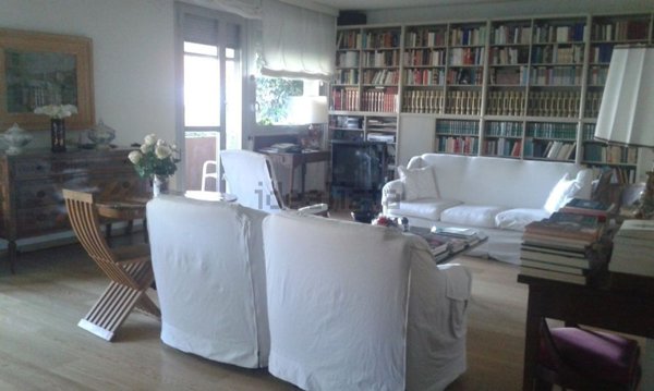 appartamento in vendita a Prato in zona Ponzano