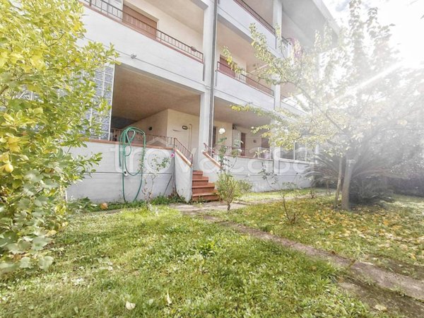 appartamento in vendita a Prato in zona Sant'Ippolito