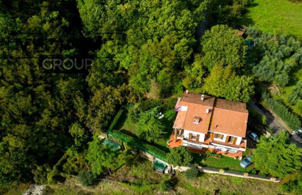 casa indipendente in vendita a Vaiano in zona Popigliano