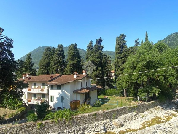 casa indipendente in vendita a Vaiano in zona La Briglia