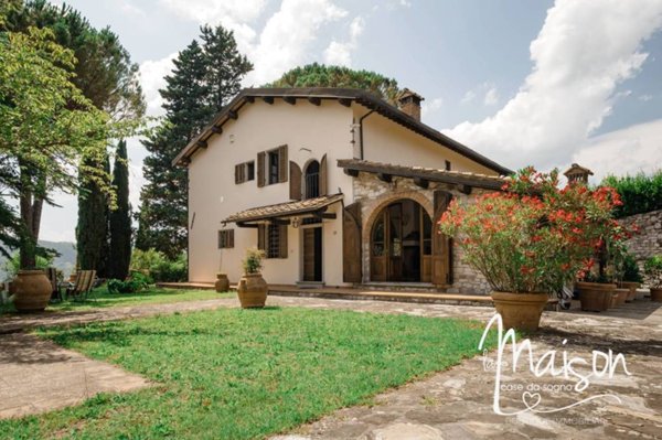 casa indipendente in vendita a Vaiano in zona Sofignano