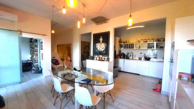 casa indipendente in vendita a Vaiano in zona Schignano