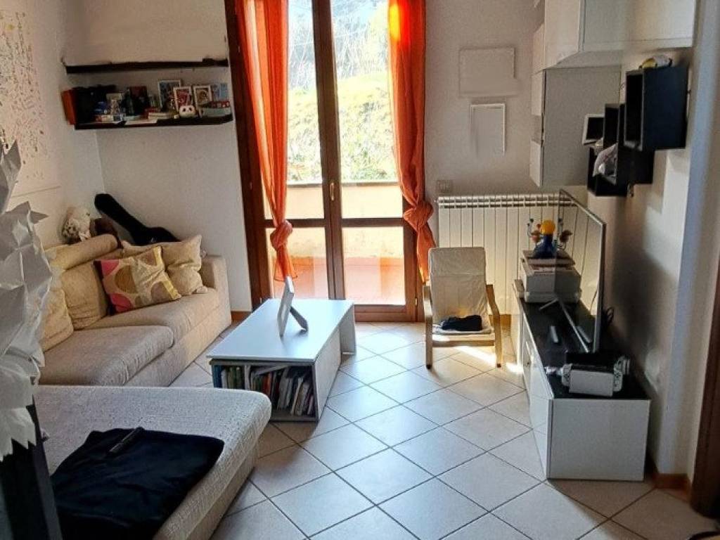 appartamento in vendita a Vaiano in zona Schignano