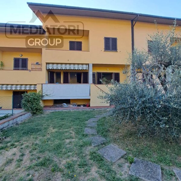 casa indipendente in vendita a Vaiano