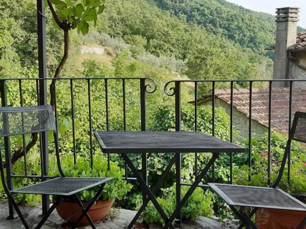 casa indipendente in vendita a Vaiano
