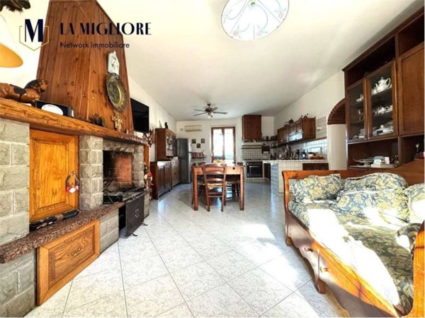 casa indipendente in vendita a Vaiano in zona La Briglia