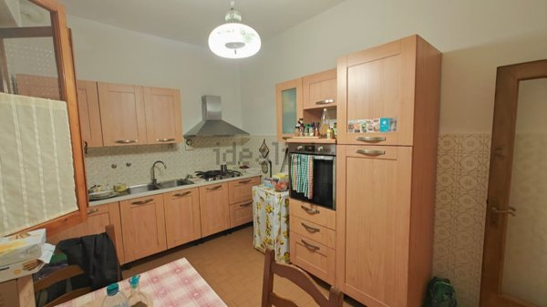 appartamento in vendita a Vaiano in zona Schignano