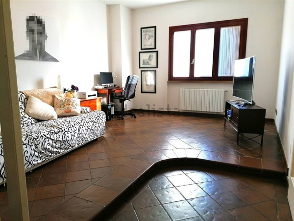 casa indipendente in vendita a Vaiano