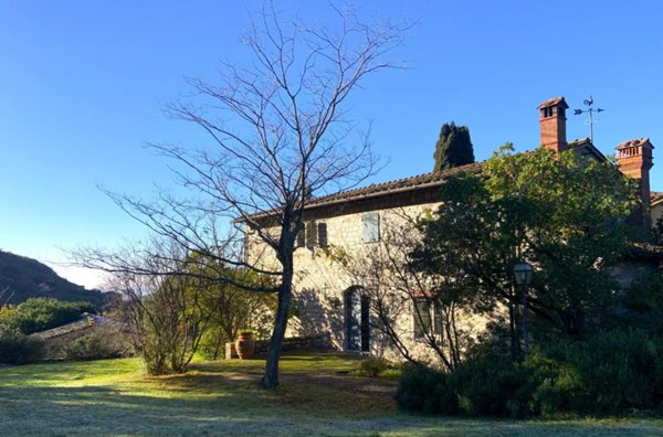 casa indipendente in vendita a Vaiano in zona Faltugnano