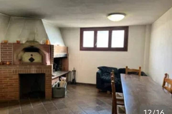 casa indipendente in vendita a Vaiano