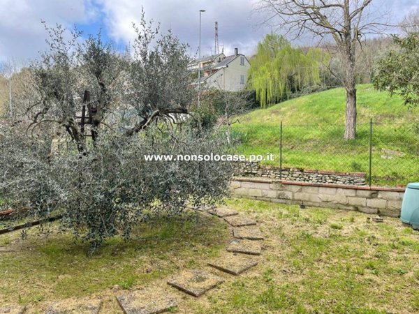 casa indipendente in vendita a Vaiano