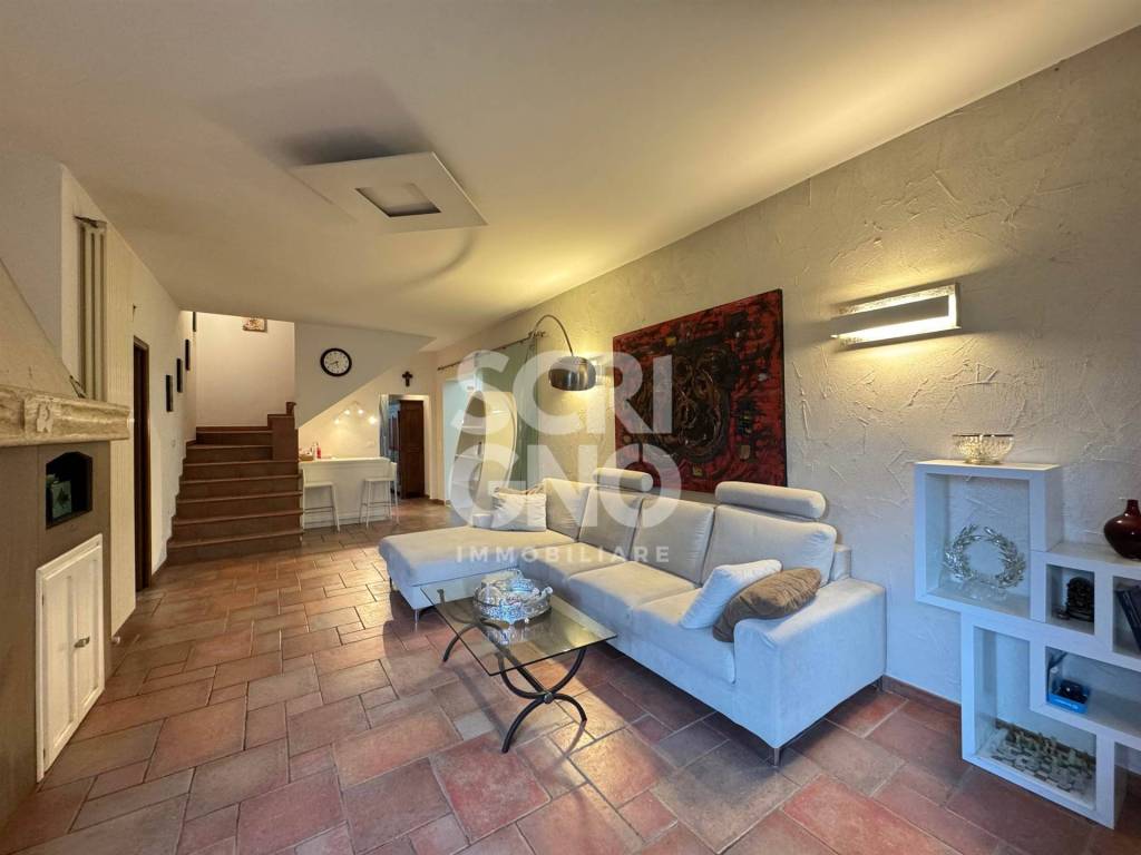 casa indipendente in vendita a Vaiano