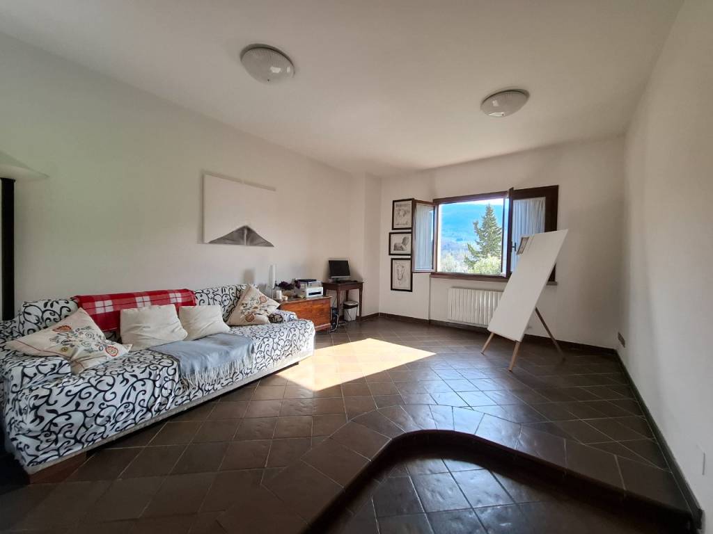 casa indipendente in vendita a Vaiano